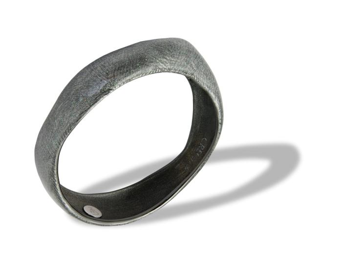 dsc1858.jpg Schiava colore argento nero
